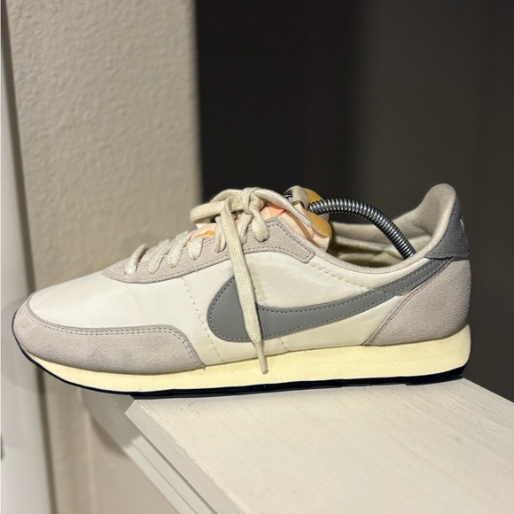 Nike Waffle Trainer 2 SE Shoes Mens Size 10 Sail Light Bone Sneakers DM0180-100 - Picture 5 of 10